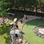 Villa De Lux With Pool