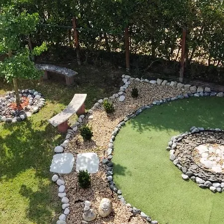 Villa De Lux With Pool