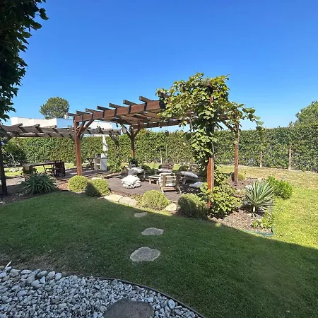 Βίλα De Lux With Pool