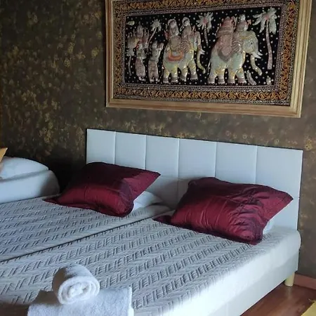 Villa De Lux With Pool