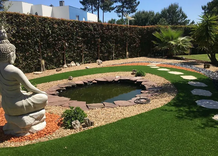 De Lux With Pool